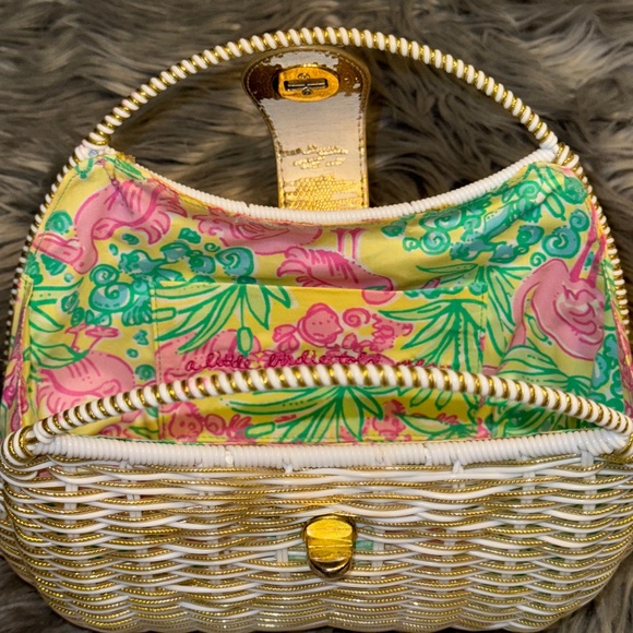 RARE Lilly Pulitzer Wicker Clam Style Handbag Purse White Gold - Picture 2 of 16